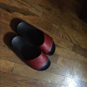 Gucci SLIDES